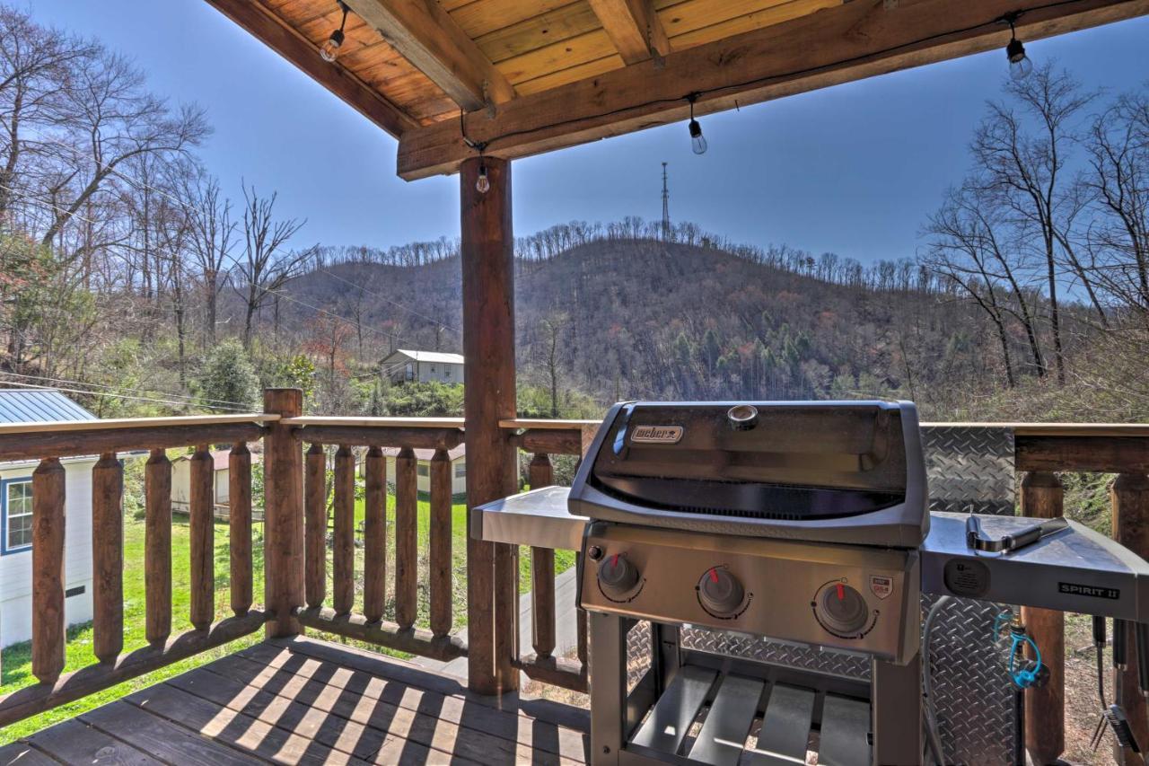 Gatlinburg Cabin With Loft And Game Room 1 Mi To Town Exterior foto